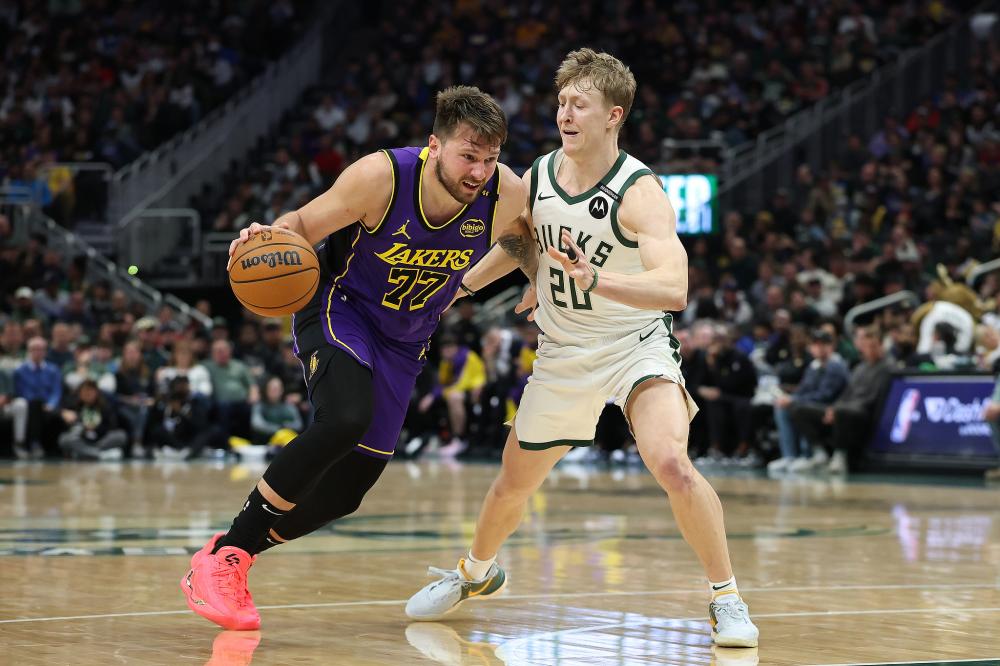 助理裁判与 助理裁判与