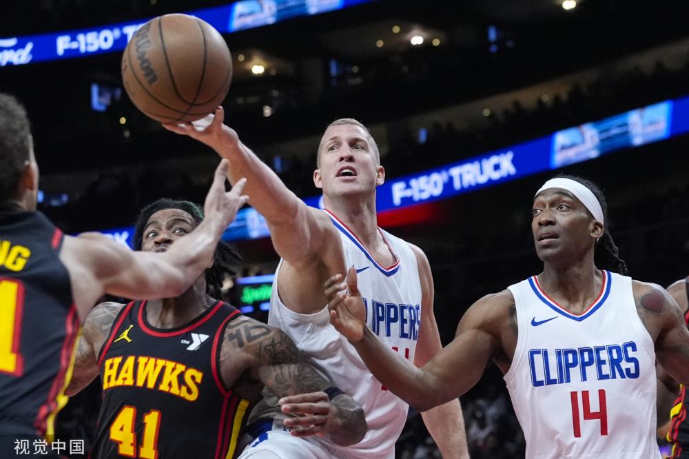 新疆队与广 新疆队与广