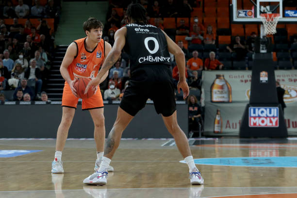 三巨头对决 三巨头对决