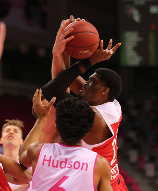 在媒体上公 在媒体上公