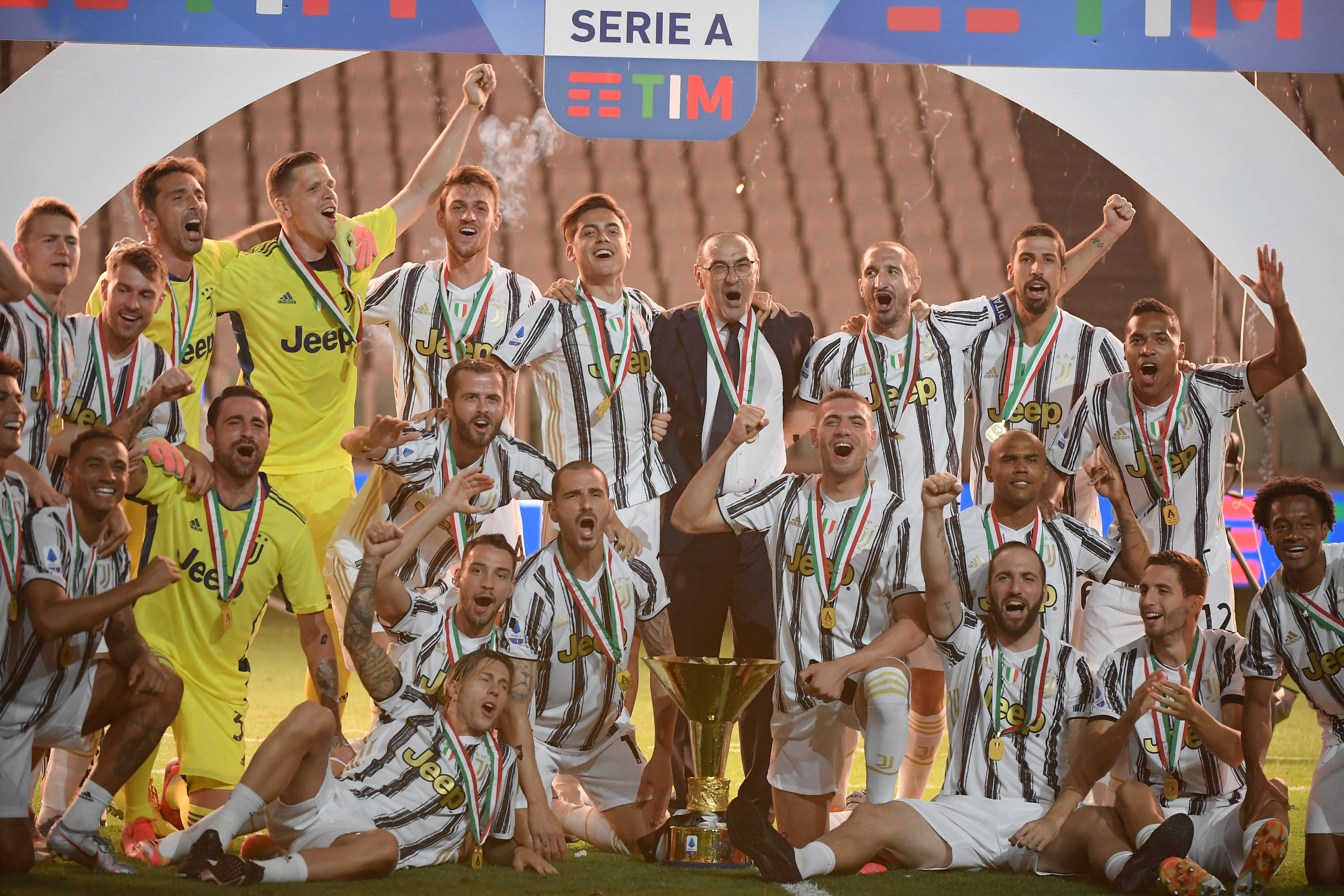 帮助巴黎F 帮助巴黎F