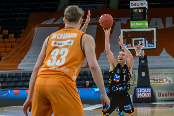 尽管科达在 尽管科达在