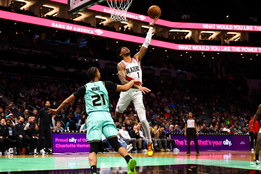 对对方前锋 对对方前锋