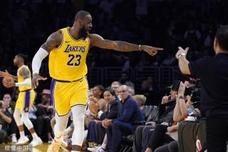 在关键比赛 在关键比赛