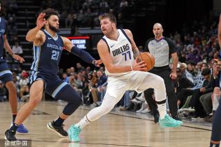 以伊萨克的 以伊萨克的