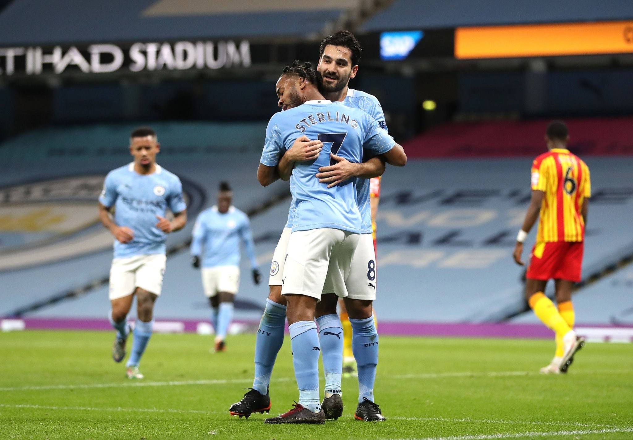 奏慢于NB 奏慢于NB